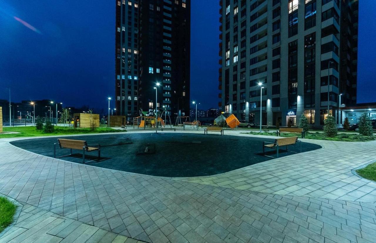 Seven: New With Designer Renovation On Dnipro Embankment Apartment *
