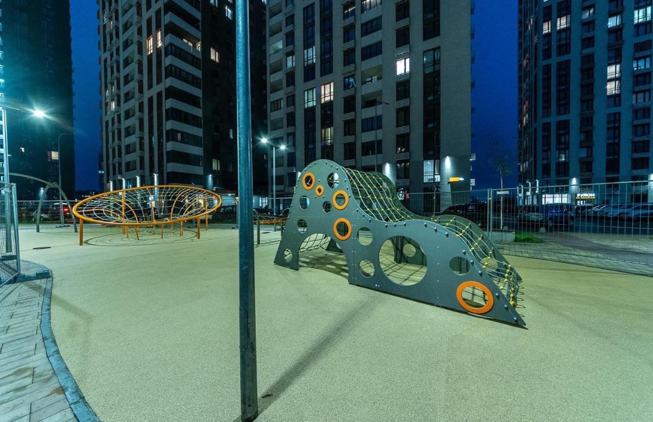 Seven: New With Designer Renovation On Dnipro Embankment Apartment